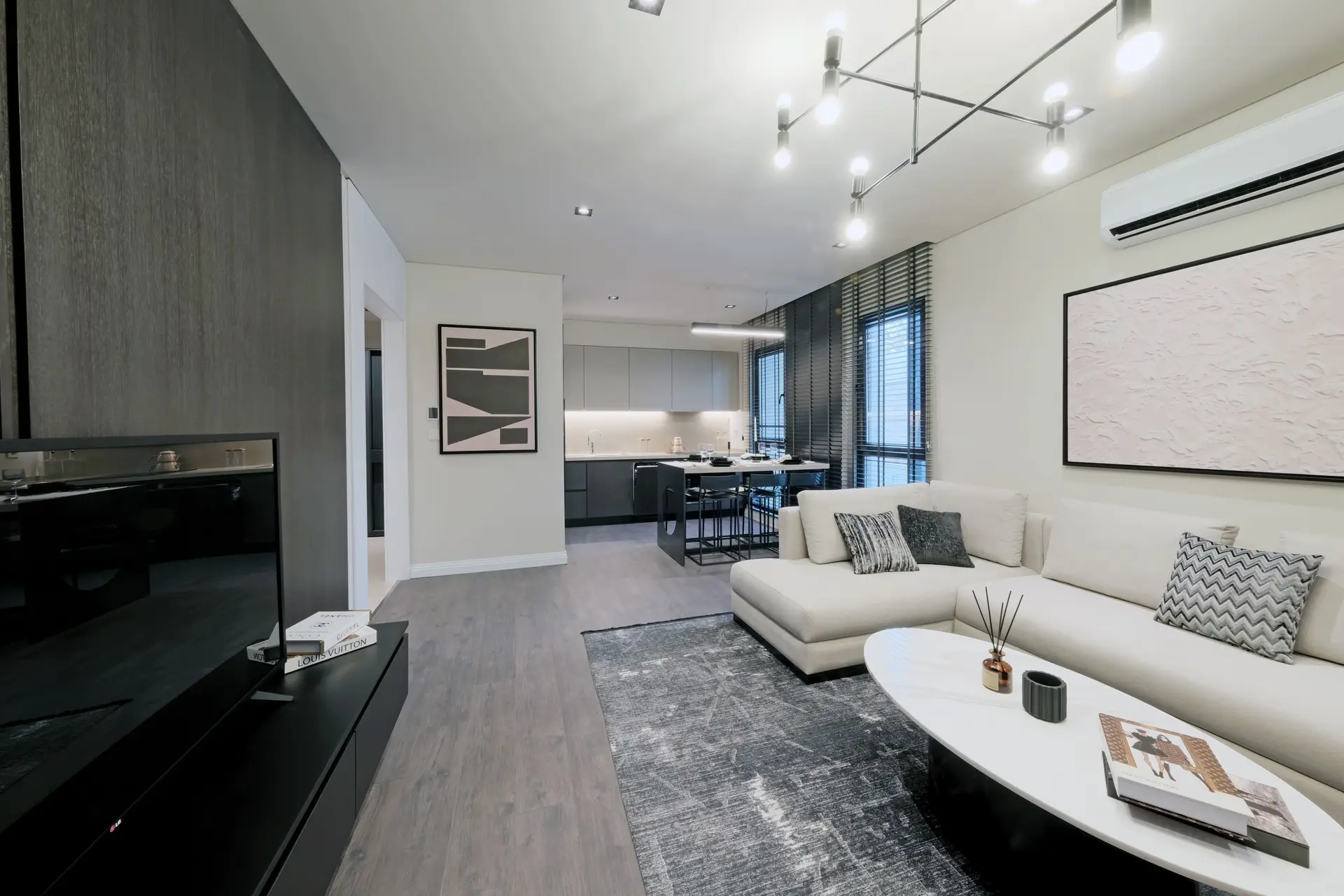 dia centro living room tv