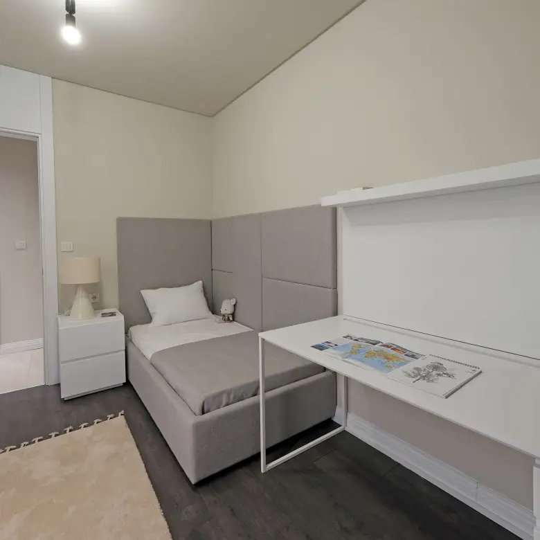 dia centro small room